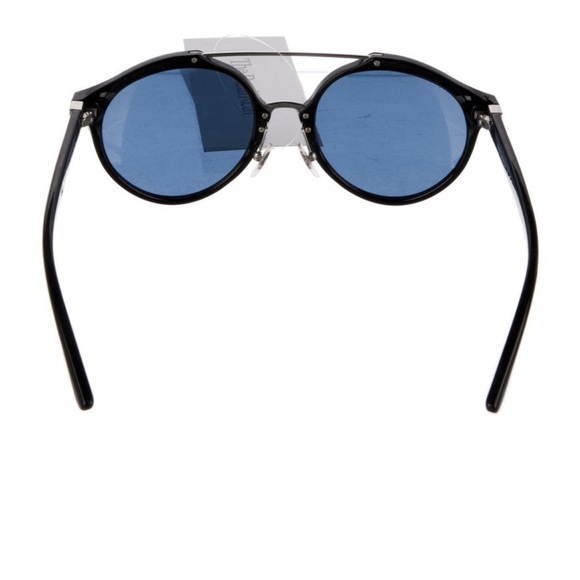 TORY BURCH Round Sunglasses Women’s Black / Blue Tinted Tortoiseshell Minimalist